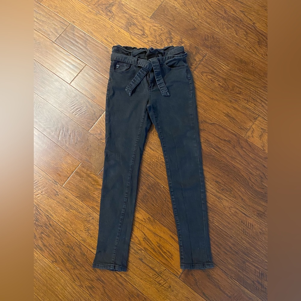Adorable Paperbag High waisted black jeans by KanCan